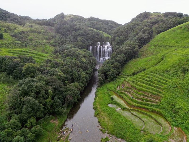 Pdem Falls - Pdem Falls 92HX+2JR, Meghalaya 793161, India