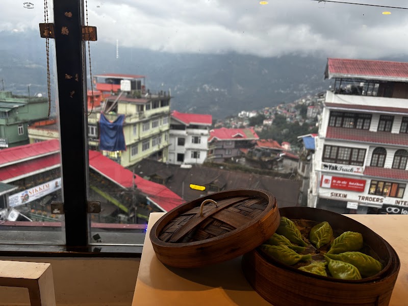 Shuffle Momos (Delivery Only) - Shuffle Momos (Delivery Only) Metropoint, Tadong, Gangtok, Sikkim 737102, India