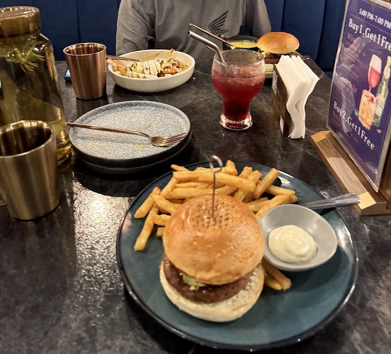 BaganHood (Vegan Restaurant) -Taipei City Hall Station - BaganHood (Vegan Restaurant) -Taipei City Hall Station No. 11號, Alley 46, Lane 553, Section 4, Zhongxiao E Rd, Xinren Village, Xinyi District, Taipei City, Taiwan 110