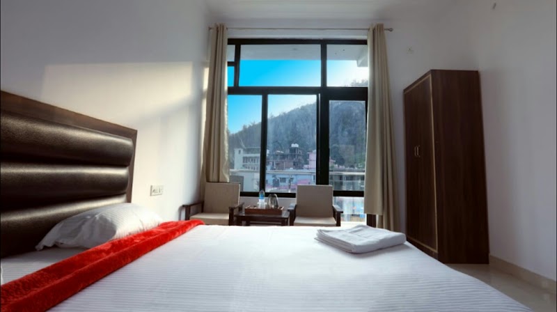 Hotel Tapovan Cottage ( Come as Guest, Leave as family) - Hotel Tapovan Cottage ( Come as Guest, Leave as family) Tapovan, Rishikesh, Uttarakhand 249192, India