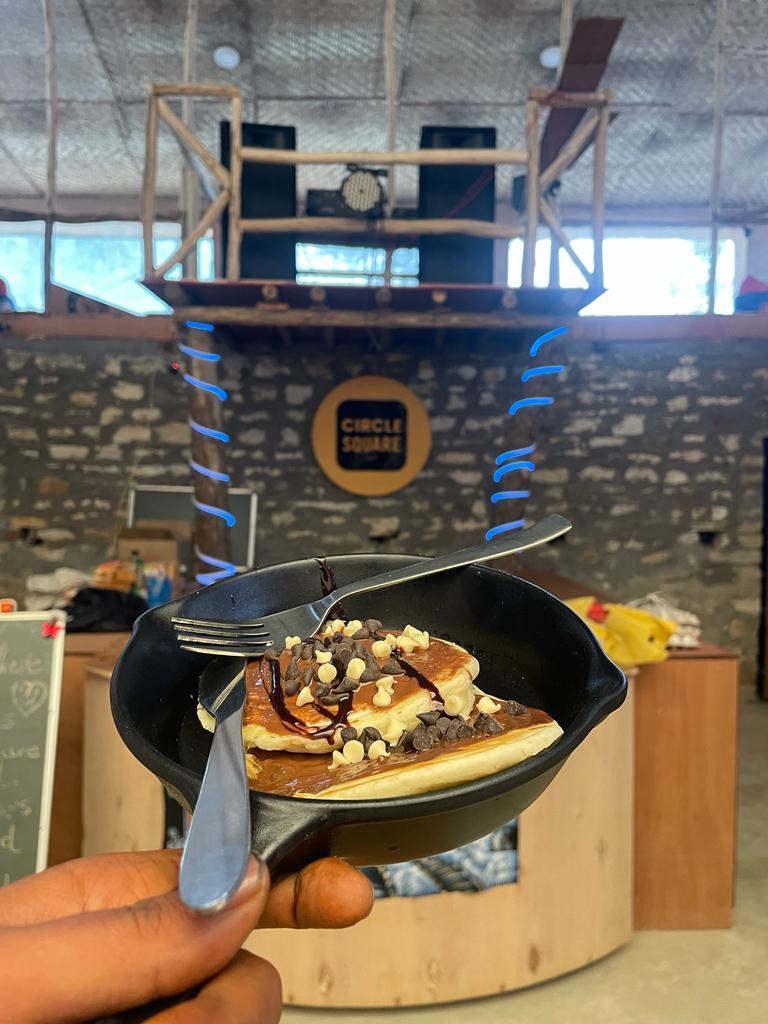 Circle Square Cafe - Circle Square Cafe Soma Rupa, beside Lazy Monk, Katagla Village, Kasol, Himachal Pradesh 175105, India