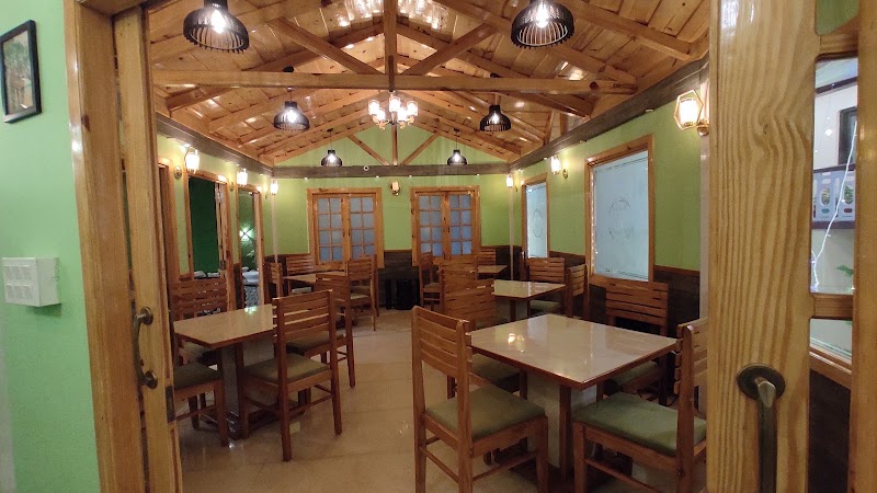 Hotel Hidden Chalet - Hotel Hidden Chalet, near Kurmanchal Bank, Mallital, Nainital, Uttarakhand 263001, India