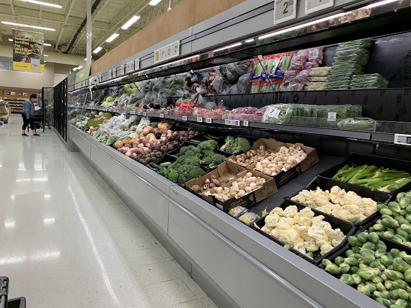 Real Canadian Superstore Pitt Meadows Lougheed - Real Canadian Superstore Pitt Meadows Lougheed 19800 Lougheed Hwy Ste 201 Suite 201, Pitt Meadows, BC V3Y 2W1, Canada