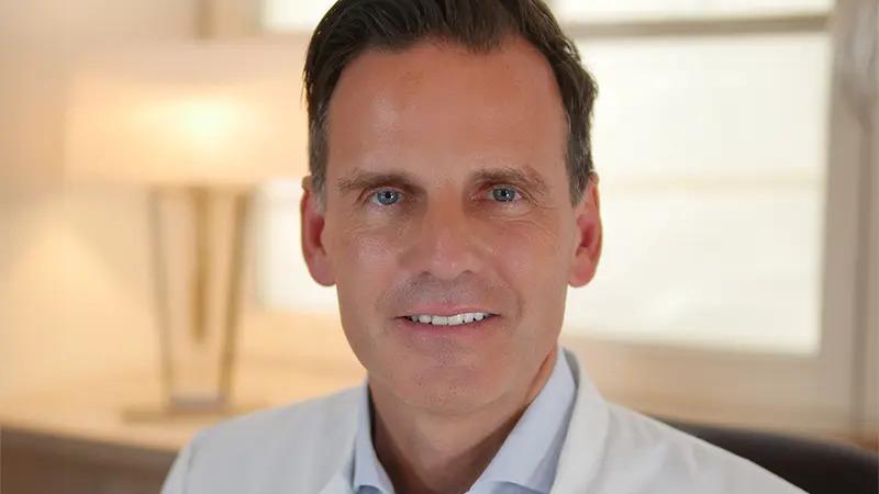 Schönheitsklinik für Brustoperationen | Dr. Christian Lenz