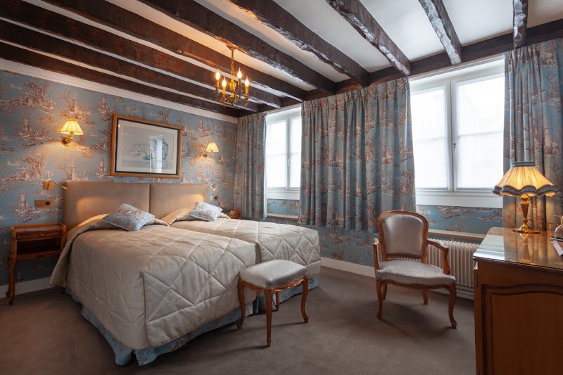 Grand Hôtel de L'Univers - Grand Hôtel de L'Univers 6 Rue Grégoire de Tours, 75006 Paris, France