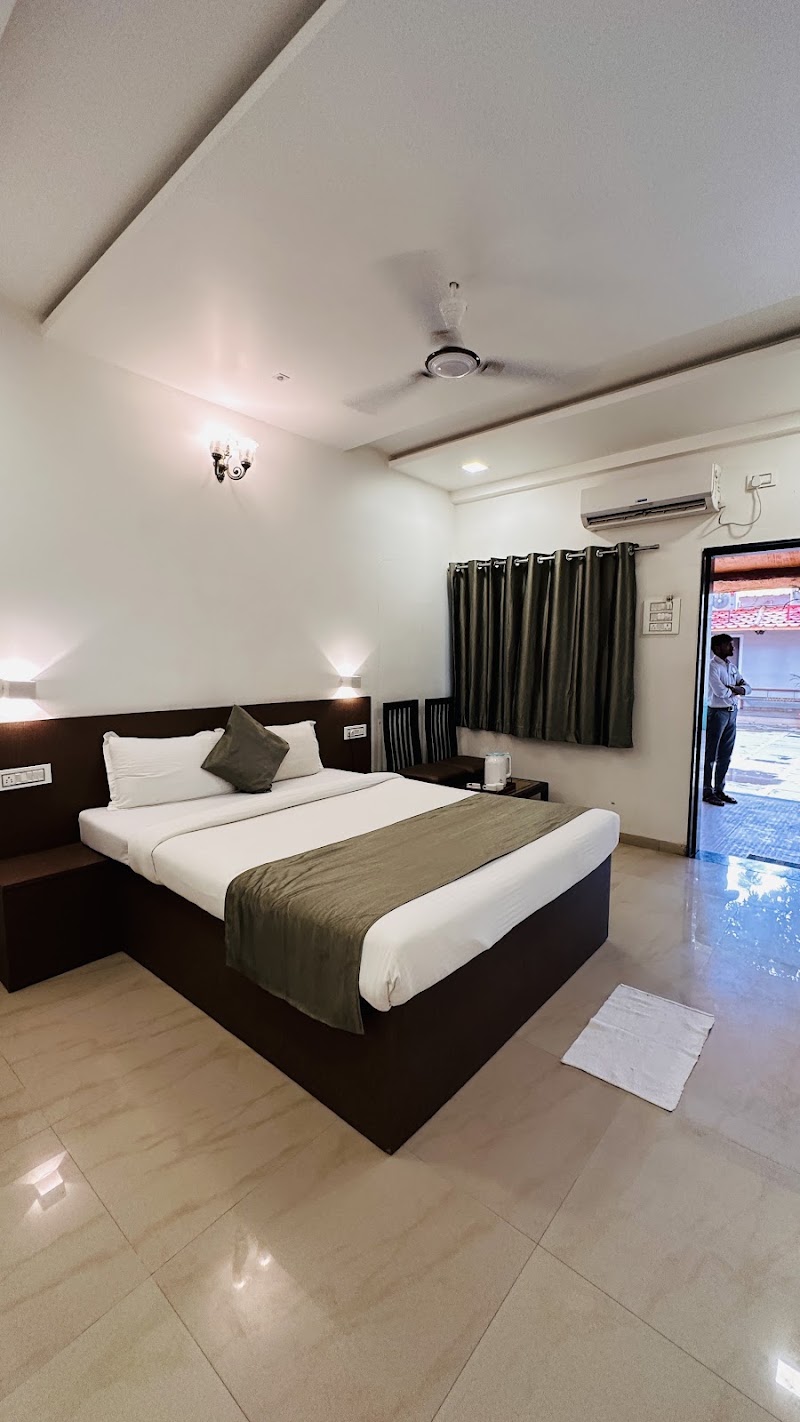 Fort View Resort - Fort View Resort X63G+X7F, next to H2O Water Park, near Daulatabad Fort, Abdimandi, Maharashtra 431002, India