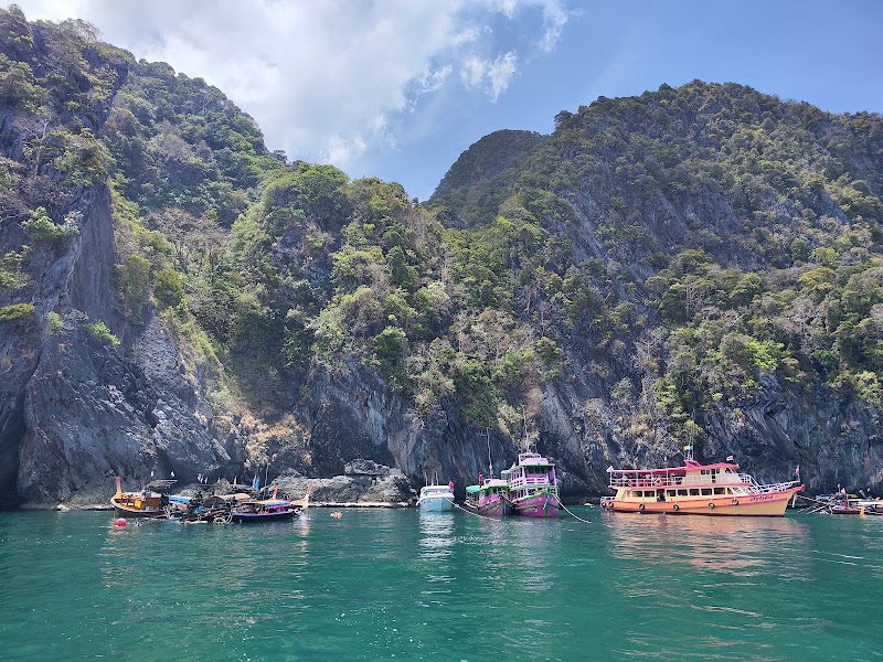 Emerald Cave - Emerald Cave, 92110, Thailand