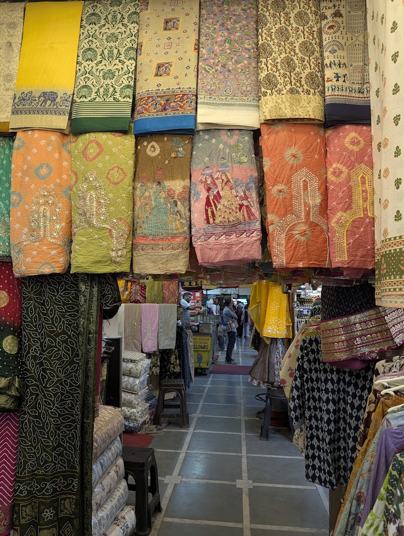 Pratap Sons - Pratap Sons Shop No-1, Saraogi Mansion, Mirza Ismail Rd, Bapu Bazar, Biseswarji, Jaipur, Jaipur Nagar Nigam Area, Rajasthan 302015, India