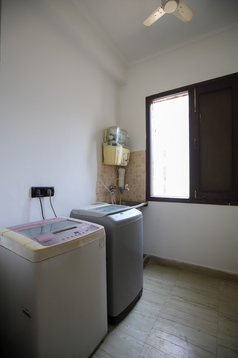 BedChambers Serviced Apartments Sushant Lok - BedChambers Serviced Apartments Sushant Lok B-743, HUDA City Center, Sushant Lok Phase I, Sector 26A, Gurugram, Haryana 122009, India
