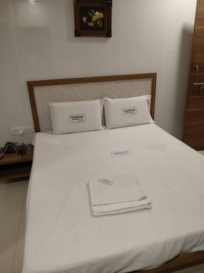 VAIBHAV RESIDENCY - VAIBHAV RESIDENCY W4FQ+WHF, Arcot Rd, beside LIC OFFICE, Vellore, Tamil Nadu 632012, India