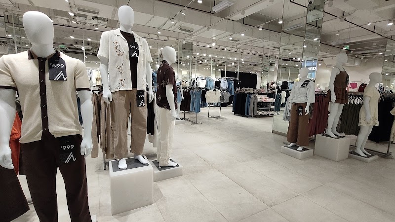 Zudio - Felix Plaza, Gurugram - Zudio - Felix Plaza, Gurugram 1st Floor, Felix Plaza Mall, NH 48, Sector 82A, Gurugram, Haryana 122012, India