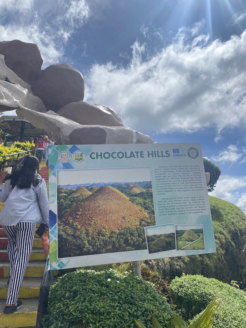 Chocolate Hills Viewing Deck - Chocolate Hills Viewing Deck, Q5X9+7CC, Carmen, Bohol, Philippines
