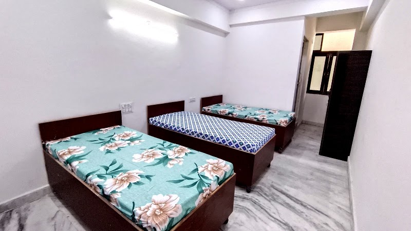 The Chrome Hostel - Best Boy's hostel in greater Noida - The Chrome Hostel - Best Boy's hostel in greater Noida Near Sharda University opposite DTC college plot no - 64 Namoli knowledge park 3 greater noida Oposite, Dronacharya college, Knowledge Park III, Greater Noida, Gujarpur, Uttar Pradesh 201306, India