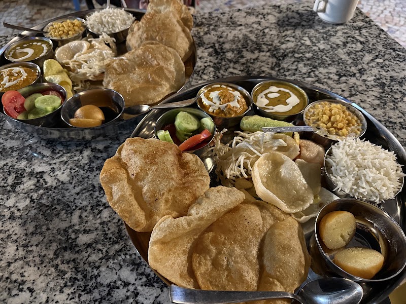 MH Guest House & Restaurant - MH Guest House & Restaurant 72XC+7C5, Killi Khana, Sodagaran Mohalla, Jodhpur, Rajasthan 342001, India
