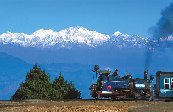 Sikkim Tour Packages - Sikkim Tour Packages Deorali, Deorali Bazar, Gangtok, Sikkim 737102, India