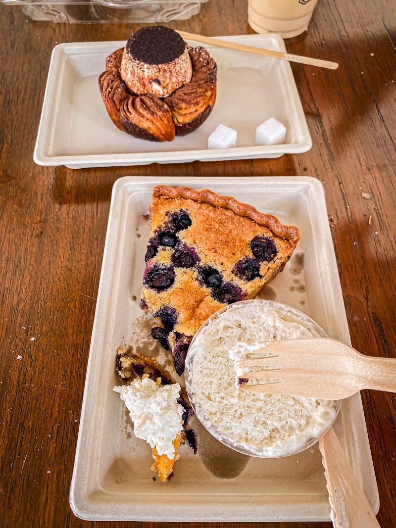 Burnt Ends Bakery - Burnt Ends Bakery, 7 Dempsey Rd, #01-01, Singapore 249671