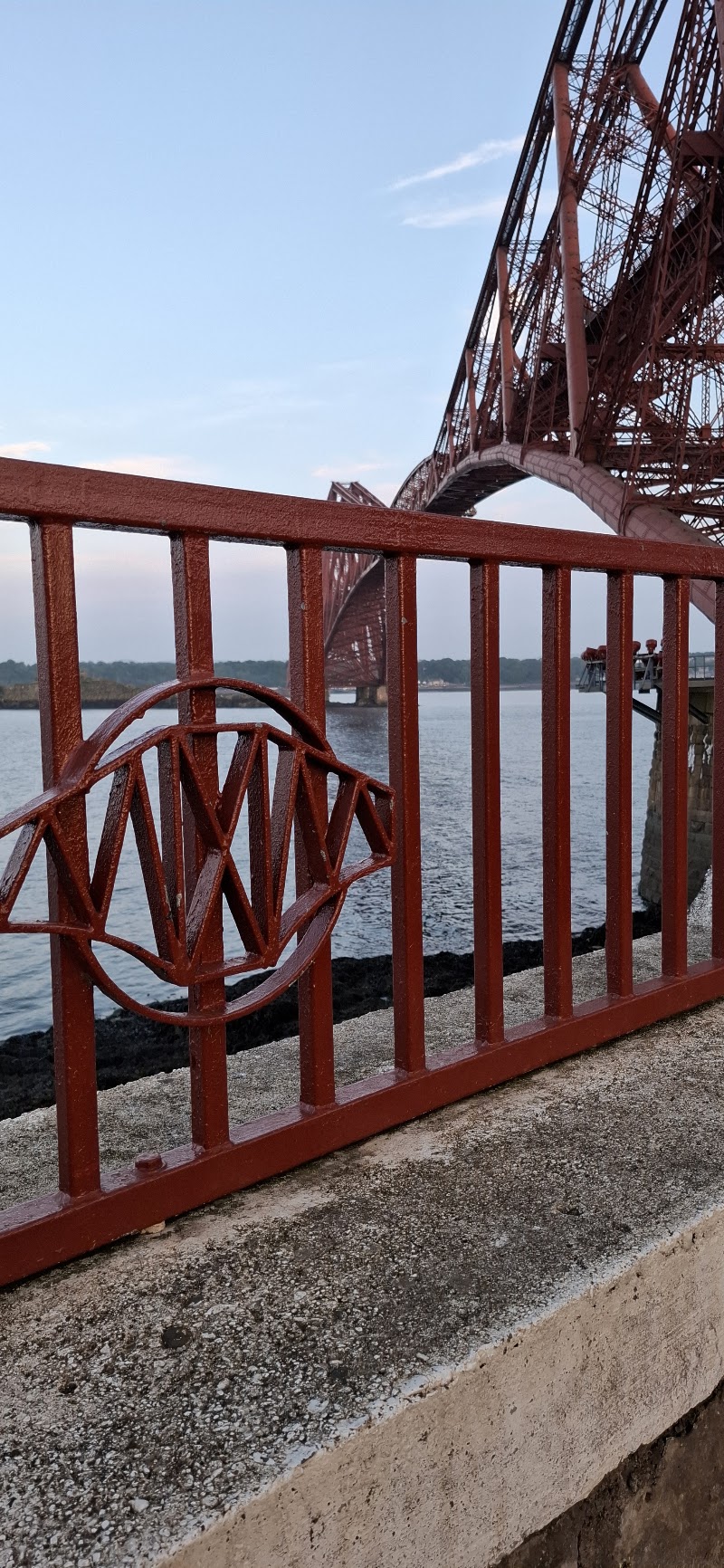 Forth Bridge North Viewpoint - Forth Bridge North Viewpoint, 3 Battery Rd, North Queensferry, Inverkeithing KY11 1JZ, UK
