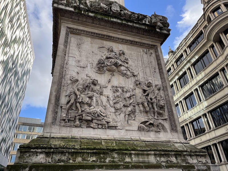 Monument to the Great Fire of London - Monument to the Great Fire of London Fish St Hill, London EC3R 8AH, UK