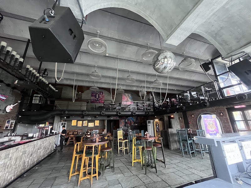 Watson's Indiranagar - Watson's Indiranagar 2nd Floor, 777/I, 100 Feet Rd, HAL 2nd Stage, Doopanahalli, Indiranagar, Bengaluru, Karnataka 560008, India