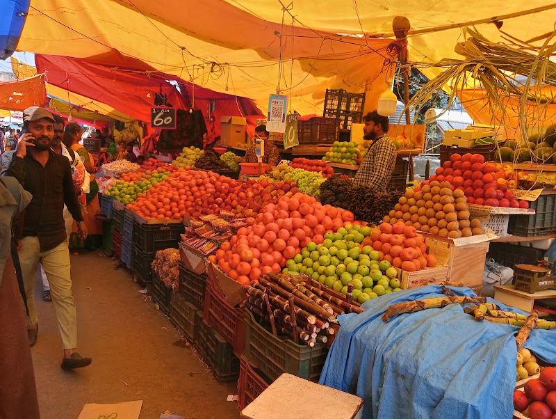 Sunday Market - Sunday Market Arcot Srinivasa Char Cross St, SKR Market, Old Tharagupet, Mamulpet, Chickpet, Bengaluru, Karnataka 560002, India