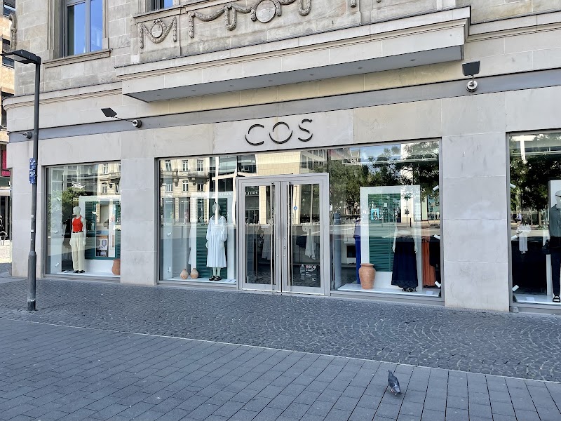 COS - COS, Goethepl. 4, 60311 Frankfurt am Main-Innenstadt I, Germany
