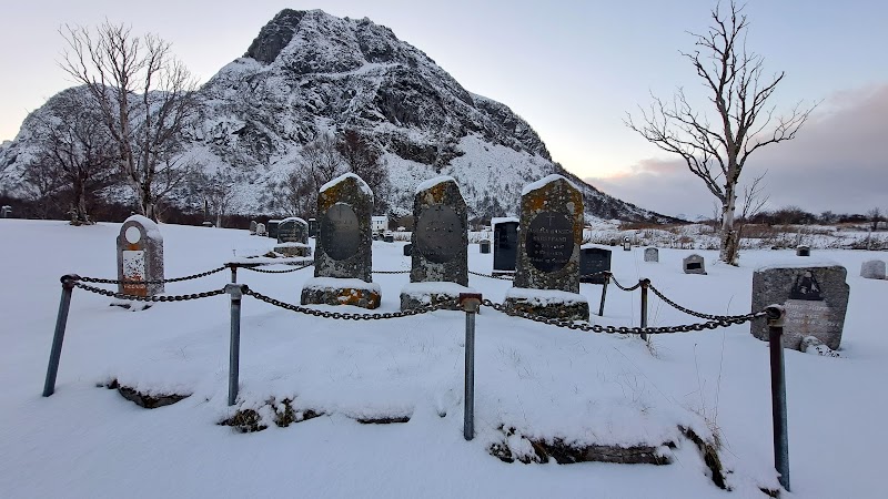 Gimsøy Kirke - Gimsøy Kirke, Gimsøy, 8314 Gimsøysand, Norway