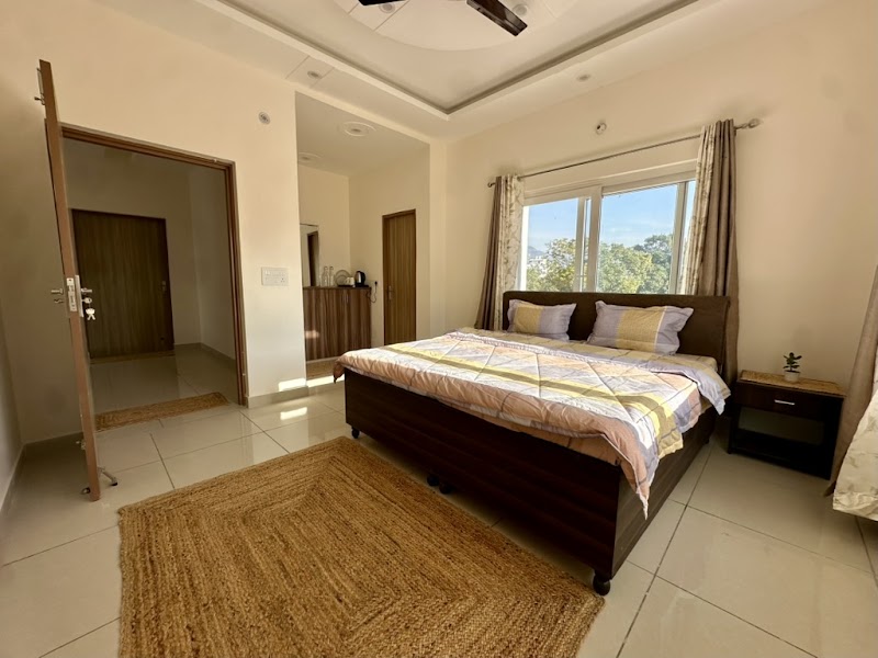 Yaari House - 8 Rooms Boutique in Dehradun - Yaari House - 8 Rooms Boutique in Dehradun, Purkul Rd, near Maa Bala Sundari Mandir, Salan Gaon, Bhagwant Pur, Dehradun, Uttarakhand 248001, India