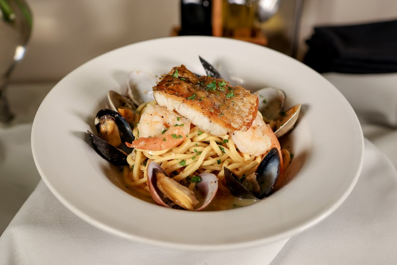 L'Opera Italian Restaurant - L'Opera Italian Restaurant 101 Pine Ave, Long Beach, CA 90802, USA