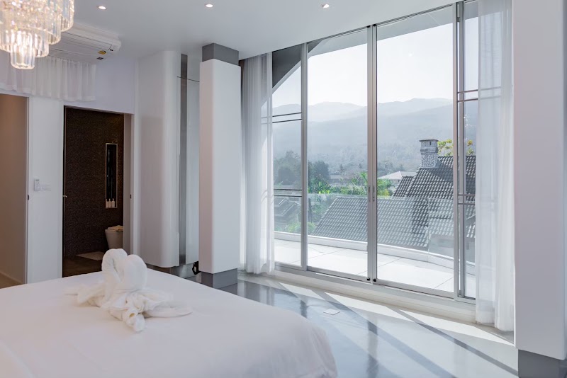 Charming Futuristic Infinity Pool Villas - Charming Futuristic Infinity Pool Villas, 165, 8 Moo 1, Tambon Chang Phueak, Amphoe Mueang Chiang Mai, Chang Wat Chiang Mai 50300, Thailand