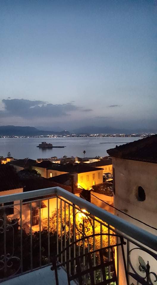 Acronafplia Pension A - Acronafplia Pension A Ευθυμιόπουλου 14, Nafplio 211 00, Greece