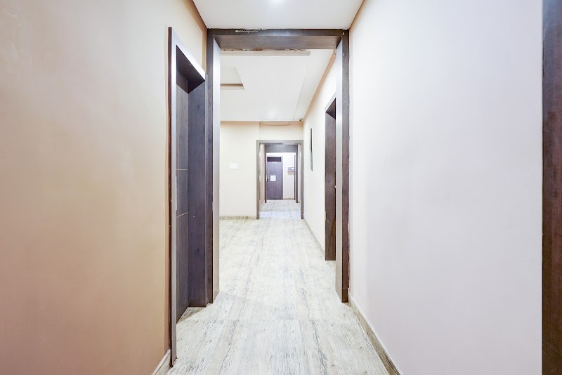 Townhouse Oak by OYO Bhilai Railway Junction Formerly Hotel Lotus - Townhouse Oak by OYO Bhilai Railway Junction Formerly Hotel Lotus, Block 2, Plot No. 6, GE Rd, Shastri Nagar, Bhilai, Chhattisgarh 490023, India