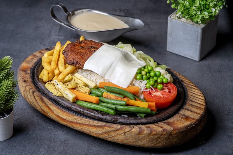 Kobe Sizzlers - Kobe Sizzlers No. 12, 1st floor, Pragathi Mansion, above Chianti Restaurant, near sky garden bar, KHB Colony, 5th Block, Koramangala, Bengaluru, Karnataka 560095, India