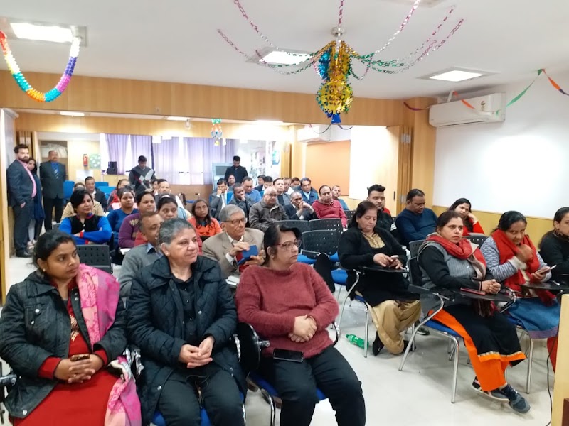 Axis Max Life Insurance Ltd. - Axis Max Life Insurance Ltd. 4th & 5th Floor 18, Gulmohar Commercial Complex, Community Centre, Yusuf Sarai, New Delhi, Delhi 110049, India