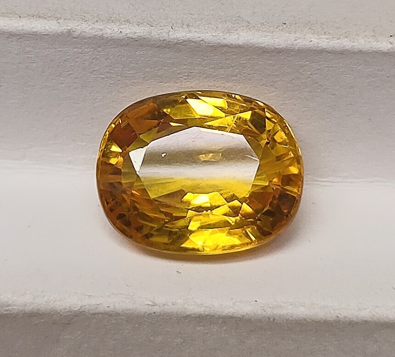 Gemstones Galleria - Gemstones Galleria 43, Ground Shop No.3, Moti Mahal Building, Dhanji Street, Nagadevi Cross Ln, near Mumbadevi Temple, Agiary, Kalbadevi, Mumbai, Maharashtra 400003, India