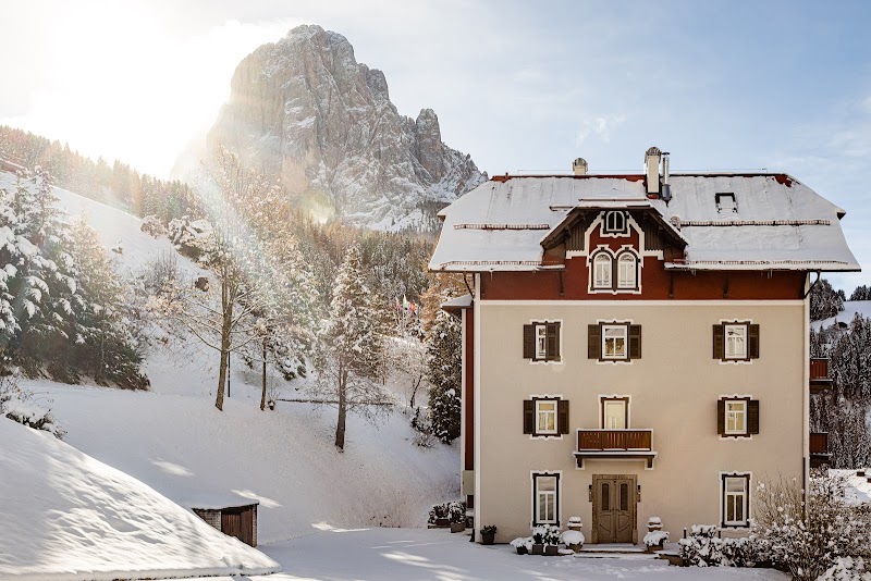 Grand Hotel Wolkenstein - Gardenahotels - Grand Hotel Wolkenstein - Gardenahotels Str. Plan da Tieja, 14, 39048 Selva di Val Gardena BZ, Italy