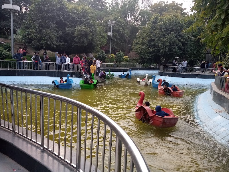 Hathi Park - Hathi Park FR5X+558 Sumitra Nandan Park (Hathi Park), Civil Lines, Prayagraj, Uttar Pradesh 211002, India