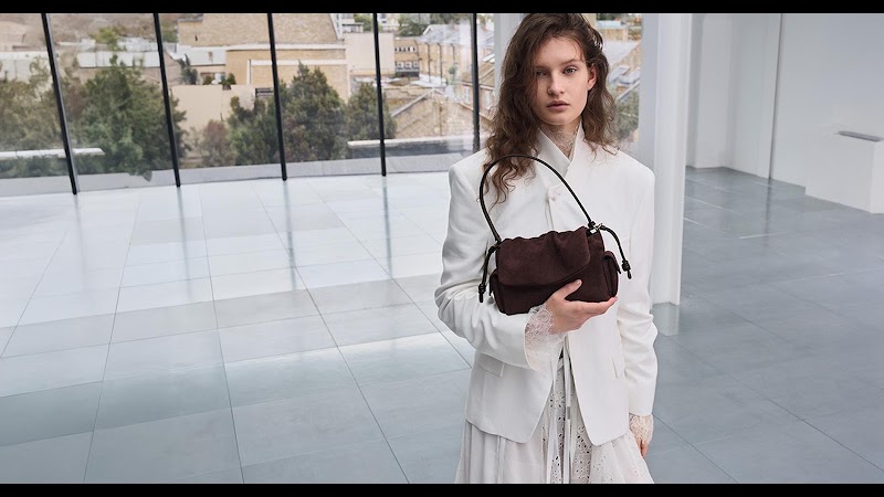 CHARLES & KEITH Vincom Dong Khoi - CHARLES & KEITH Vincom Dong Khoi, B1-03-05 Vincom, Đồng Khởi Lê Thánh Tôn, Street, Sài Gòn, Hồ Chí Minh 71000, Vietnam