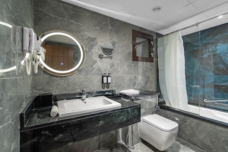 GRAND AMBASSADOR HOTEL - GRAND AMBASSADOR HOTEL, Al Falah St - Al Souq Al Kabeer - Al Fahidi - Dubai - United Arab Emirates