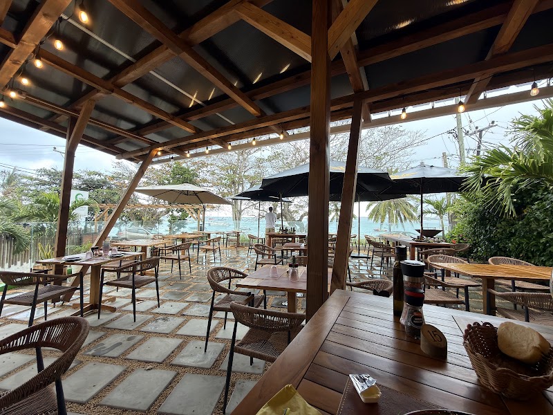 Green Island Beach Restaurant - Green Island Beach Restaurant, MU, B59 Coastal Road, Trou d'Eau Douce 42207, Mauritius