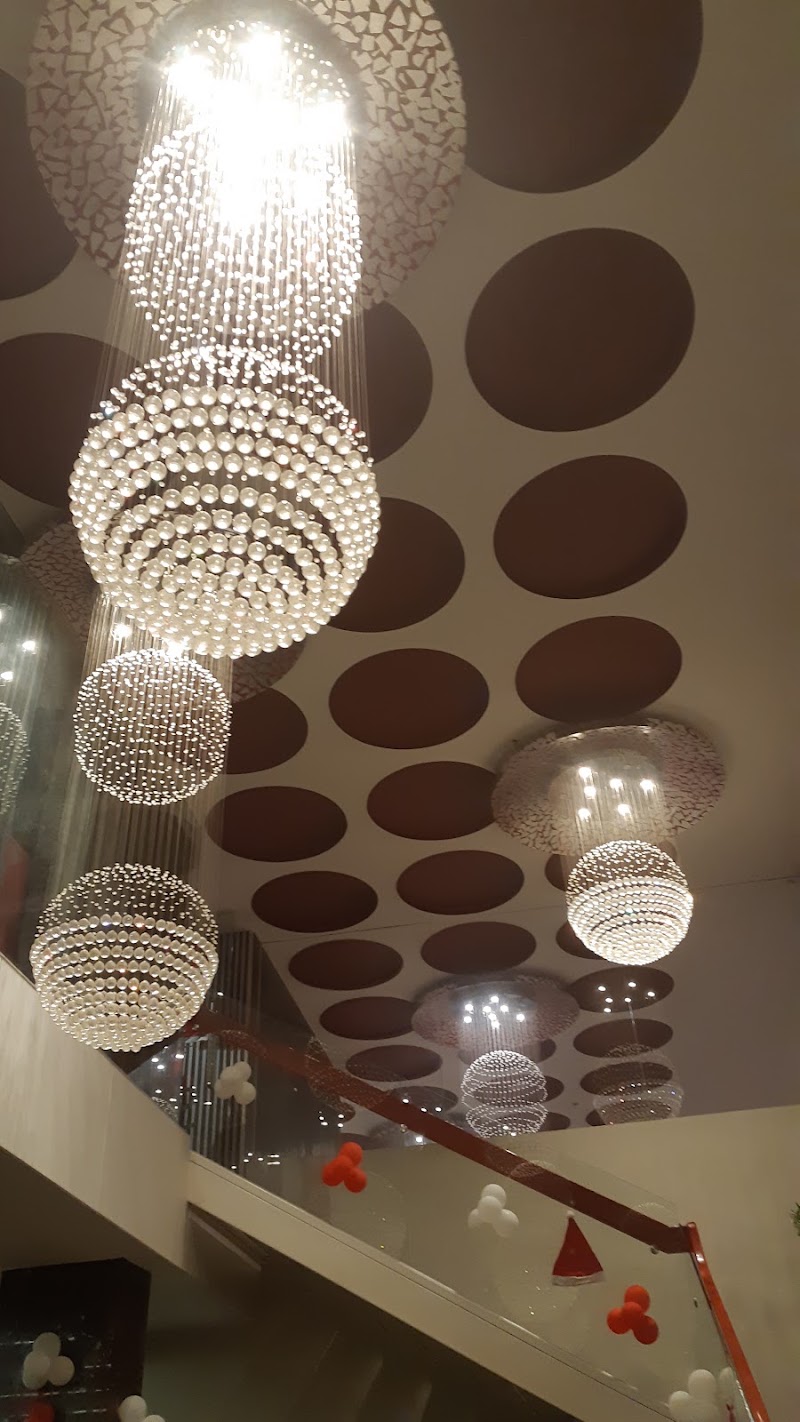 Status Pure Veg Restaurant - Status Pure Veg Restaurant New Hari Phatak, Indore Road, Ujjain, Jabsinghpura, Ujjain, Sawara Khedi, Madhya Pradesh 456010, India