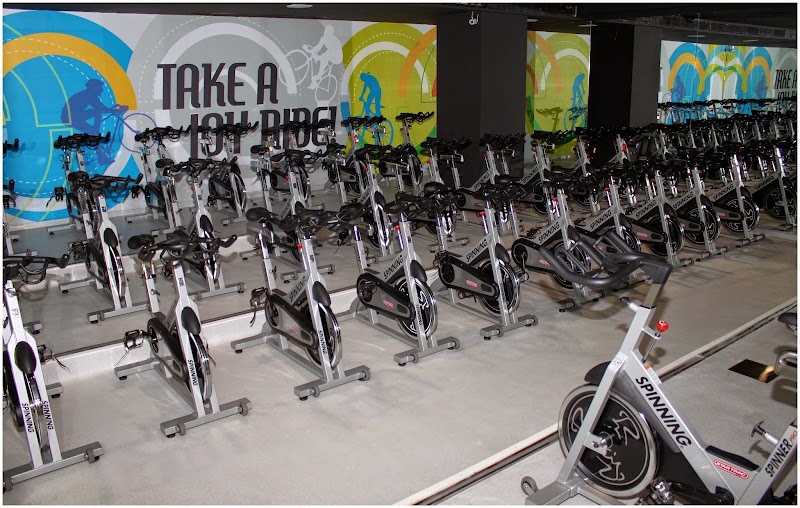Urbounce Gym Baner Pashan | Premium Fitness Gym with Zumba, Yoga, Sauna & Personal Training - Urbounce Gym Baner Pashan | Premium Fitness Gym with Zumba, Yoga, Sauna & Personal Training, 3rd Floor, HQ2R+5F7, Baner - Pashan Link Rd, near HDFC Bank, Pashan, Pune, Maharashtra 411021, India