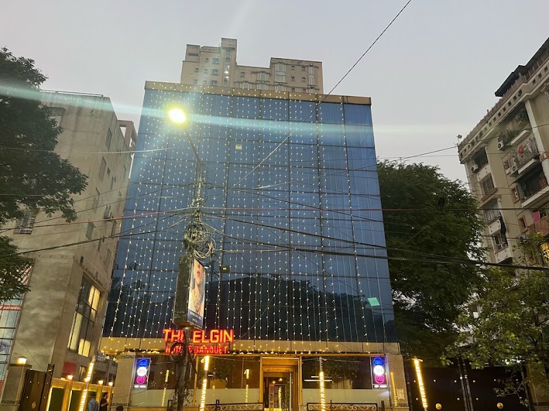 Townhouse by OYO Refresh - Townhouse by OYO Refresh, 24 Lee Road, Near, Sambhunath Pandit Hospital Ln, beside Fashion Factory, Gaza Park, Sreepally, Bhowanipore, Kolkata, West Bengal 700020, India