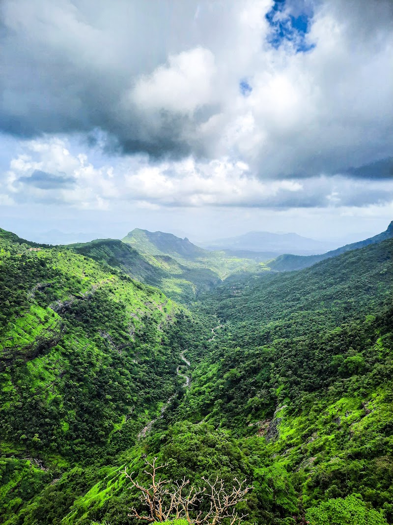 Matheran Hills - Matheran Hills Neral - Matheran Rd, Aman Lodge, Matheran, Maharashtra 410102, India