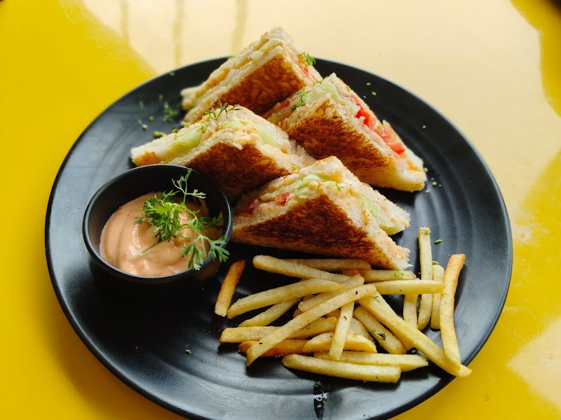 The Lake View Cafe - The Lake View Cafe, Temri Rd, near VIP Road, Raipur, Chhattisgarh 492101, India