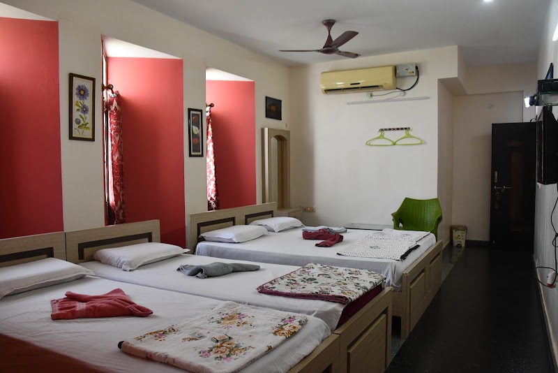 Mango Tree Home Stay - Mango Tree Home Stay, P.K HALLI ROAD, opp. government hospital, Kamalapura, Karnataka 583221, India