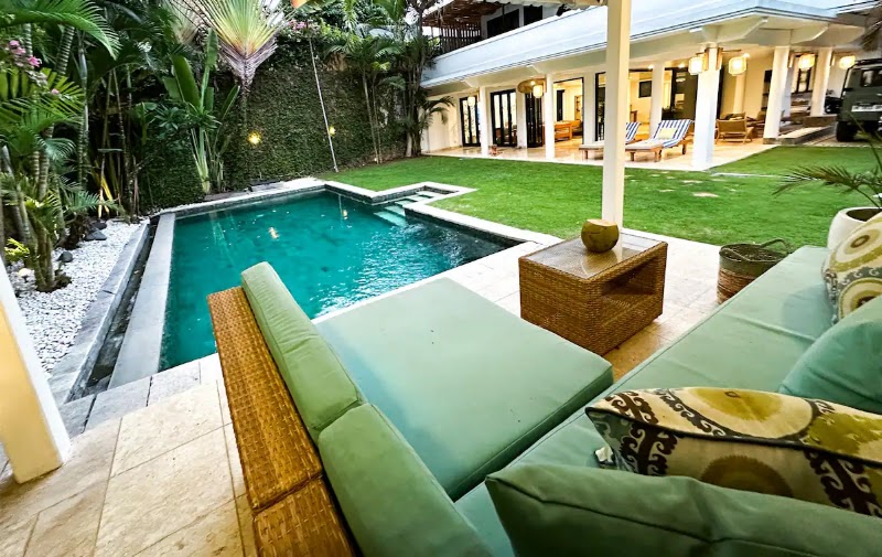 Canggu, Villa Umalas Airbnb: Pool, Garden, Beach 5mins, Walk to Cafes - Canggu, Villa Umalas Airbnb: Pool, Garden, Beach 5mins, Walk to Cafes Villa 7, (near, Liga.tennis Centre & Academy, Jalan Pulau Batam, Kerobokan, Kec. Denpasar Bar., Kabupaten Badung, Bali 80361, Indonesia