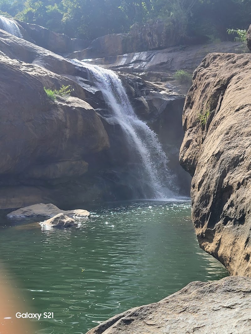 Hidden waterfall - Hidden waterfall 23P4+WF, Chithirapuram, Keralam 685565, India