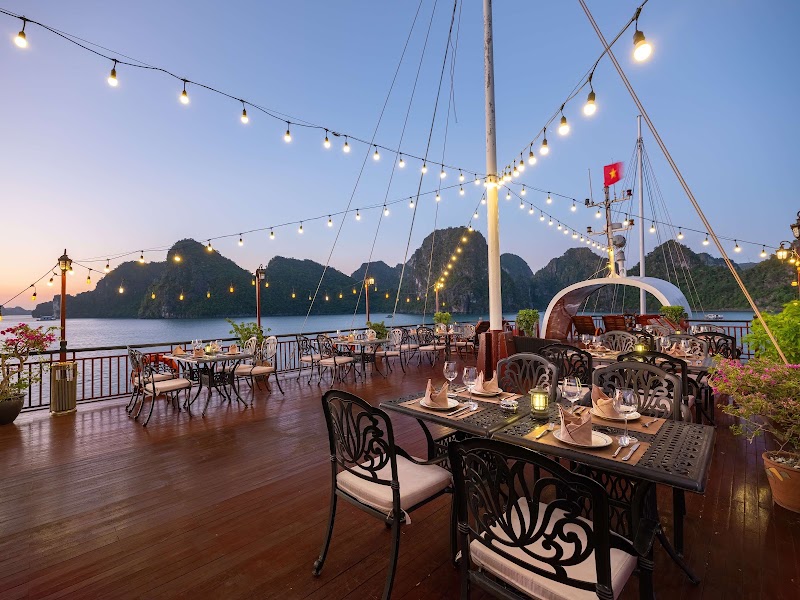 Sena Cruises - Wonder On Lan Ha Bay - Sena Cruises - Wonder On Lan Ha Bay Block 25, Tuần Châu, Quảng Ninh, Vietnam