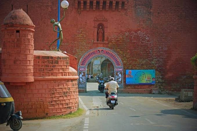 City wall Gate 2