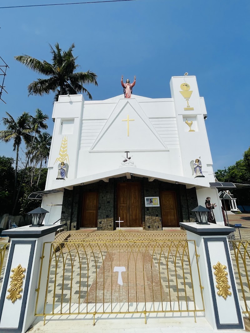 St. Francis Assisi Syro Malabar Church - St. Francis Assisi Syro Malabar Church, G8CJ+9QF, Thalavady, Aikyabharatham, Alappuzha, Aryad South, Keralam 688006, India